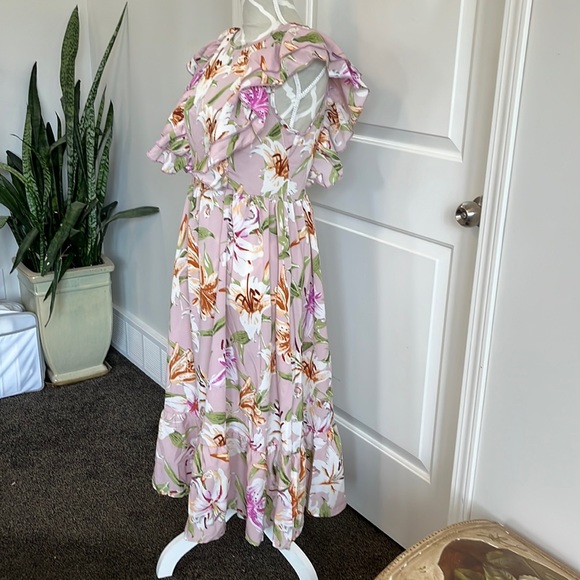 NWT Emery Rose floral ruffle dress size medium - Picture 2 of 3